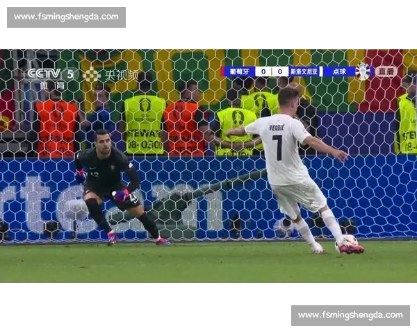 高光时刻的阴影：那些精彩扑救背后的致命失误