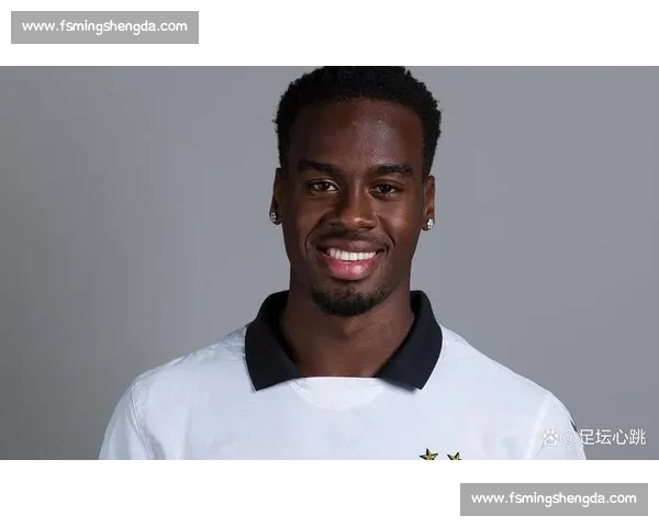 拜仁低价求购吉滕斯遭拒，切尔西 6500 万欧锁定英格兰妖星